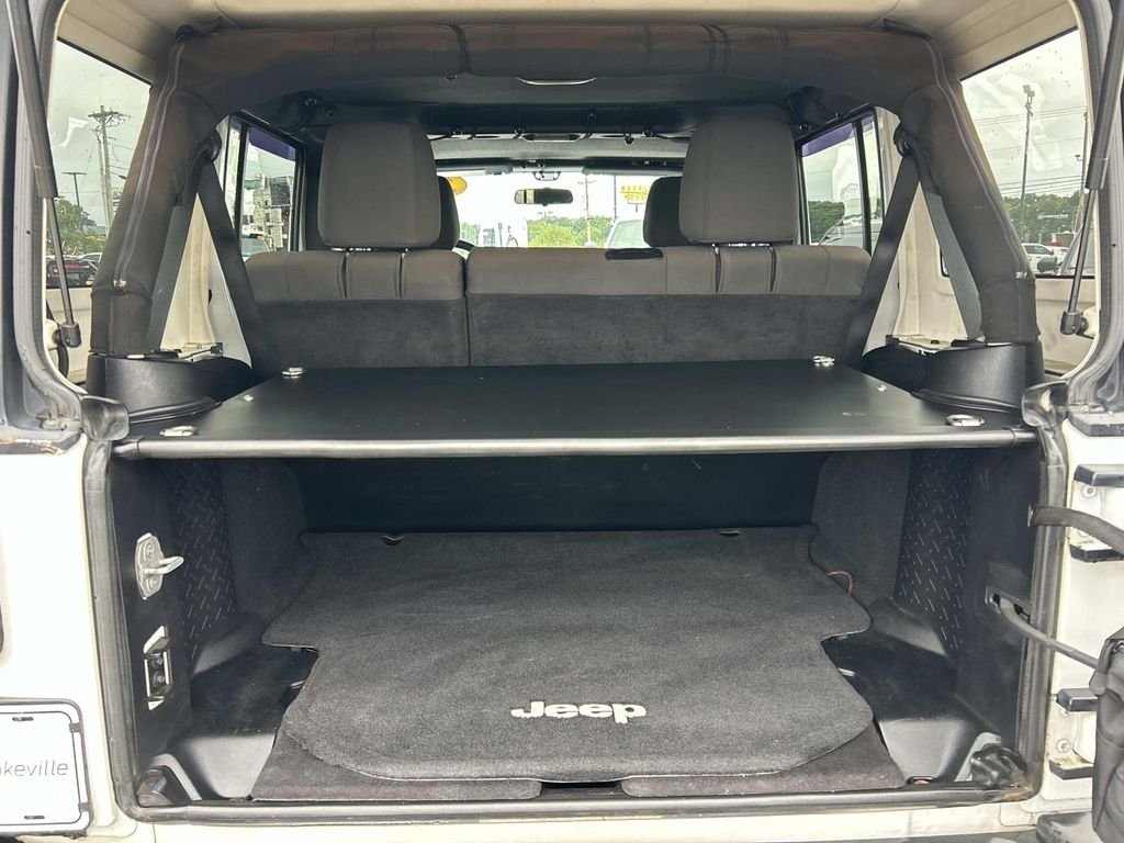 Used 2012 Bright White Jeep Unlimited Sport image 16