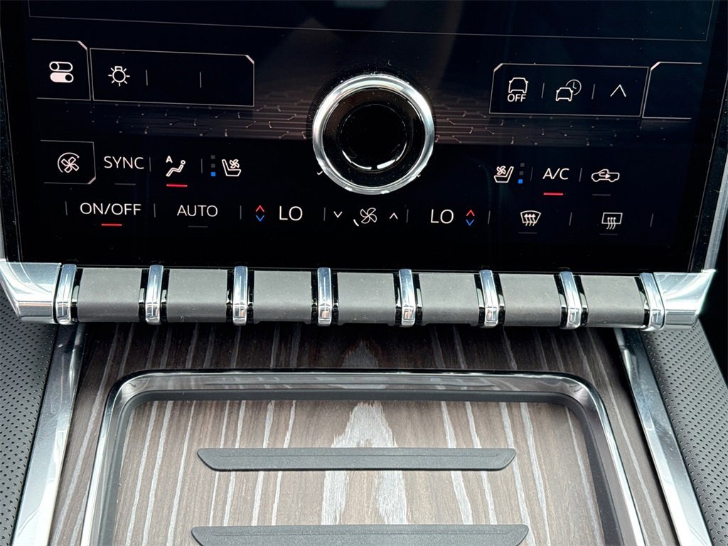 2025 GMC SIERRA - Image 25