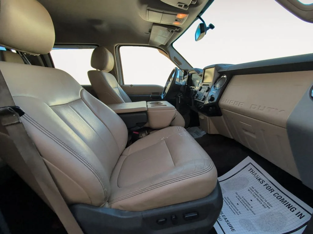 Used 2015 White Ford Lariat image 15