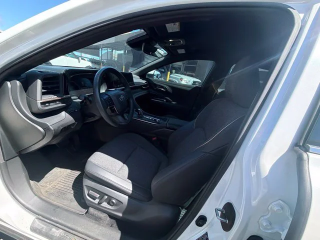 Used 2023 White Toyota XLE image 10