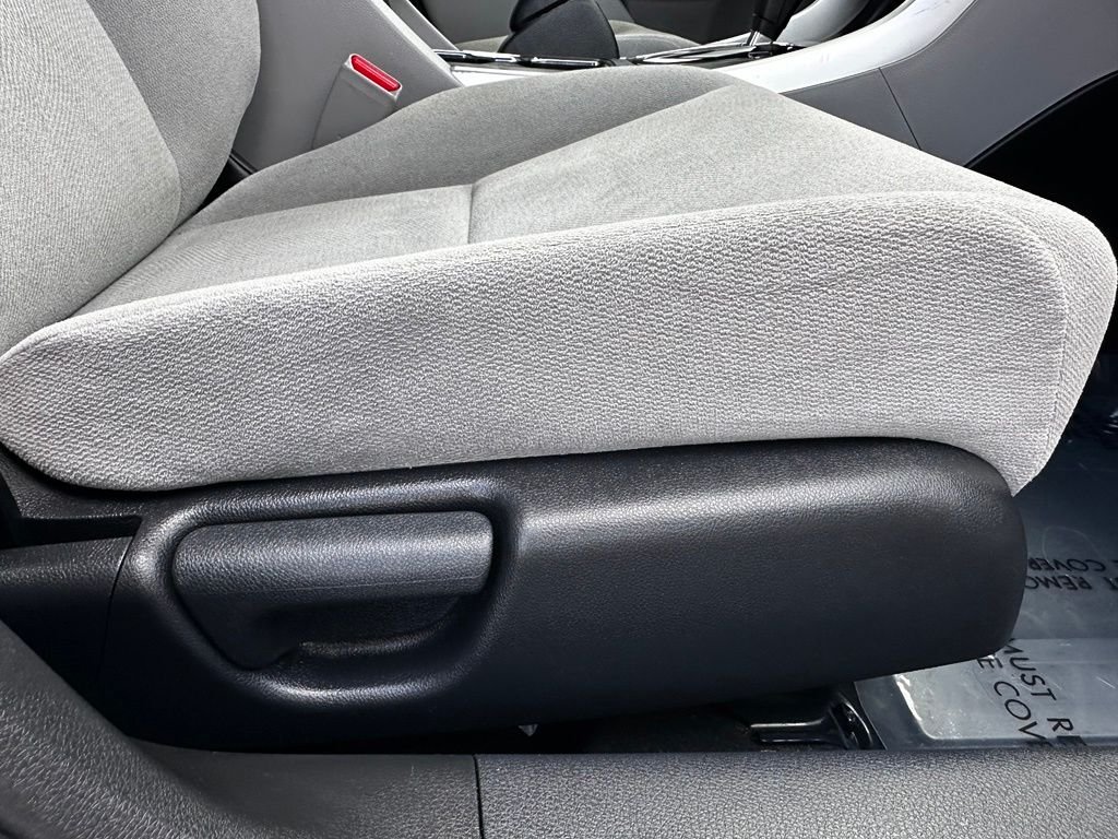 Used 2013  Honda LX image 15
