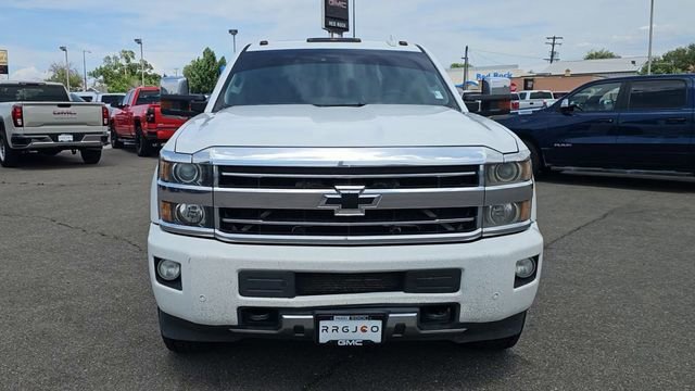 Used 2018 SUMMIT WHITE Chevrolet High Country image 3