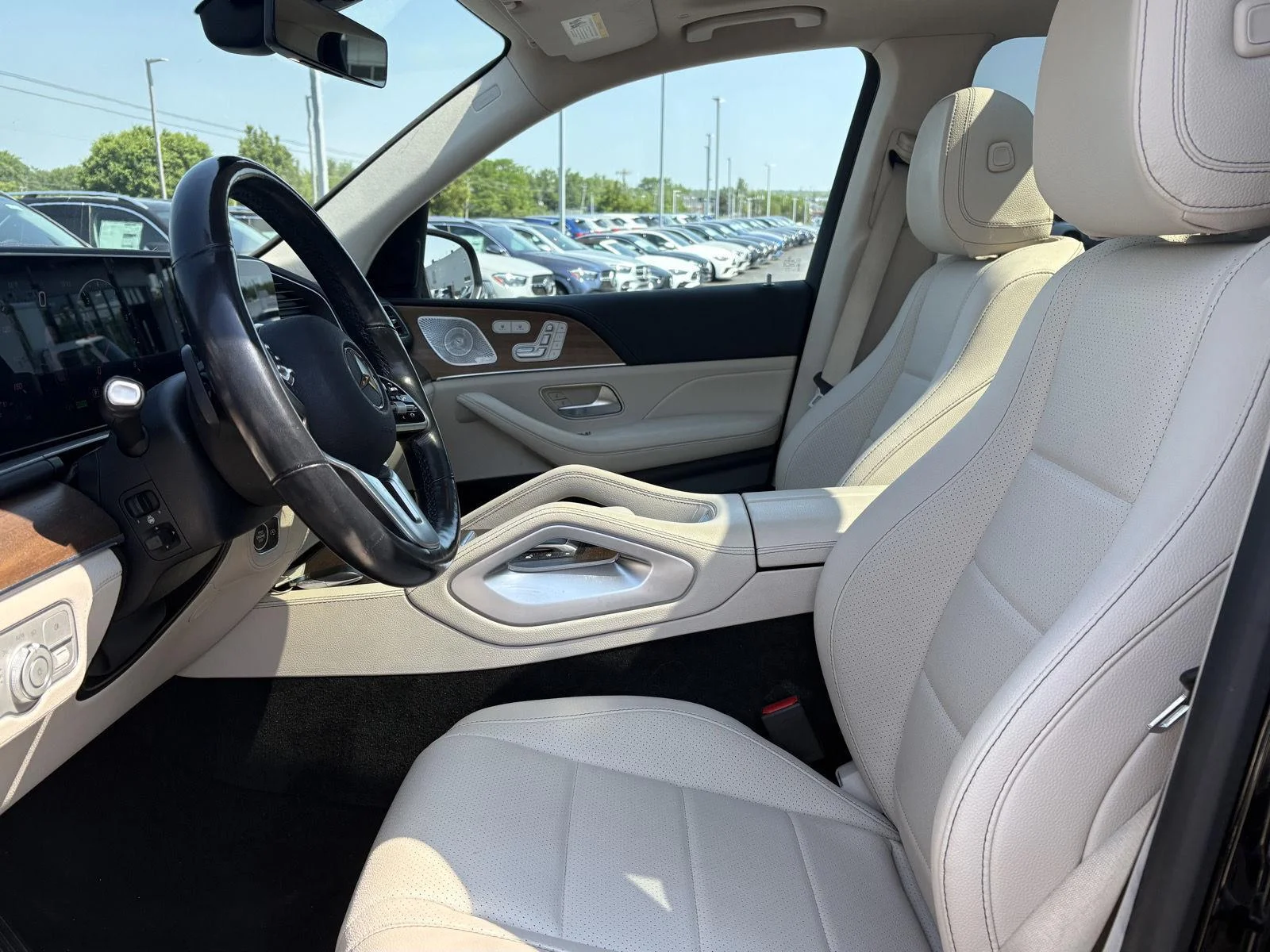 Used 2021 Black Mercedes-Benz GLE 450 image 7