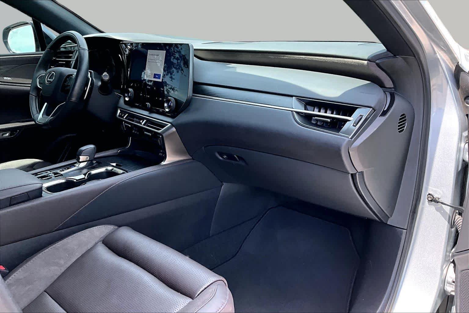 Used 2023 Iridium Lexus Luxury image 19
