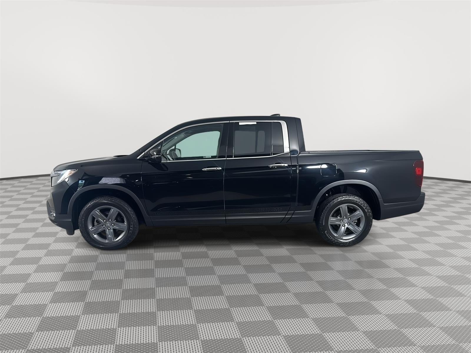 Used 2023 Crystal Black Pearl Honda RTL-E image 4