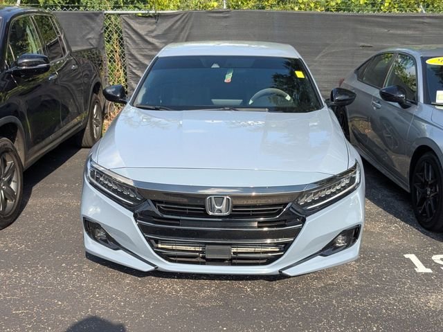 Used 2022 Sonic Gray Pearl Honda Sport image 2