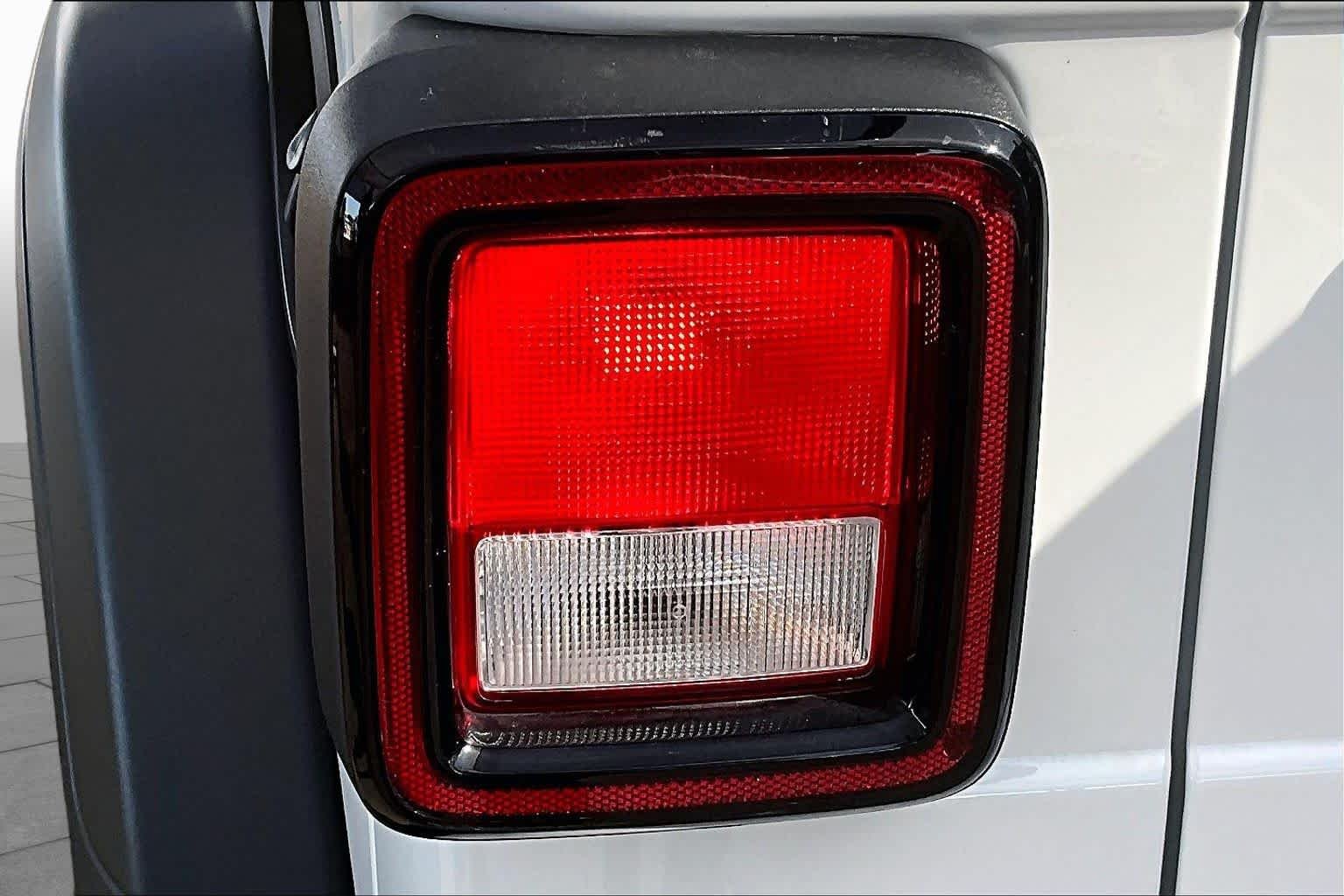 Used 2024 Bright White Clearcoat Jeep Sport S image 27
