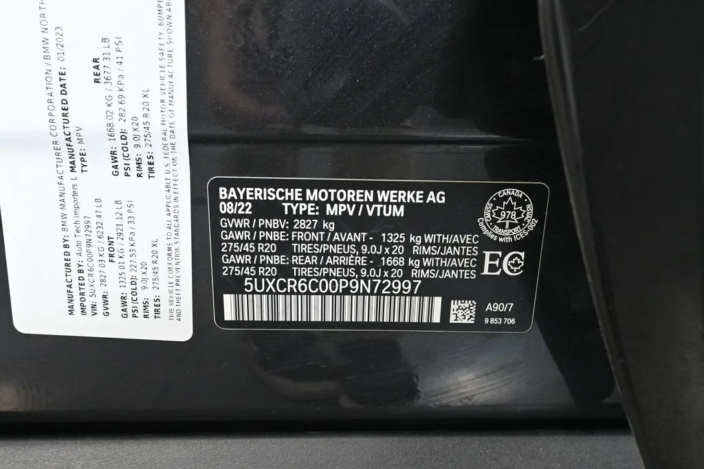 Used 2023 Gray BMW xDrive40i image 54