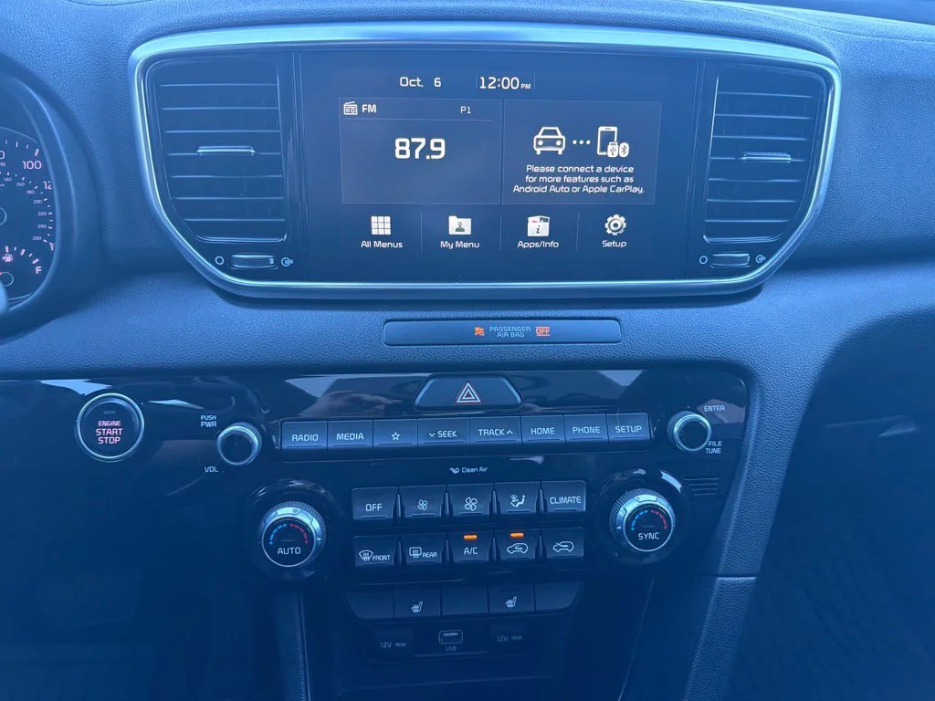 Used 2022 Red Kia EX image 22