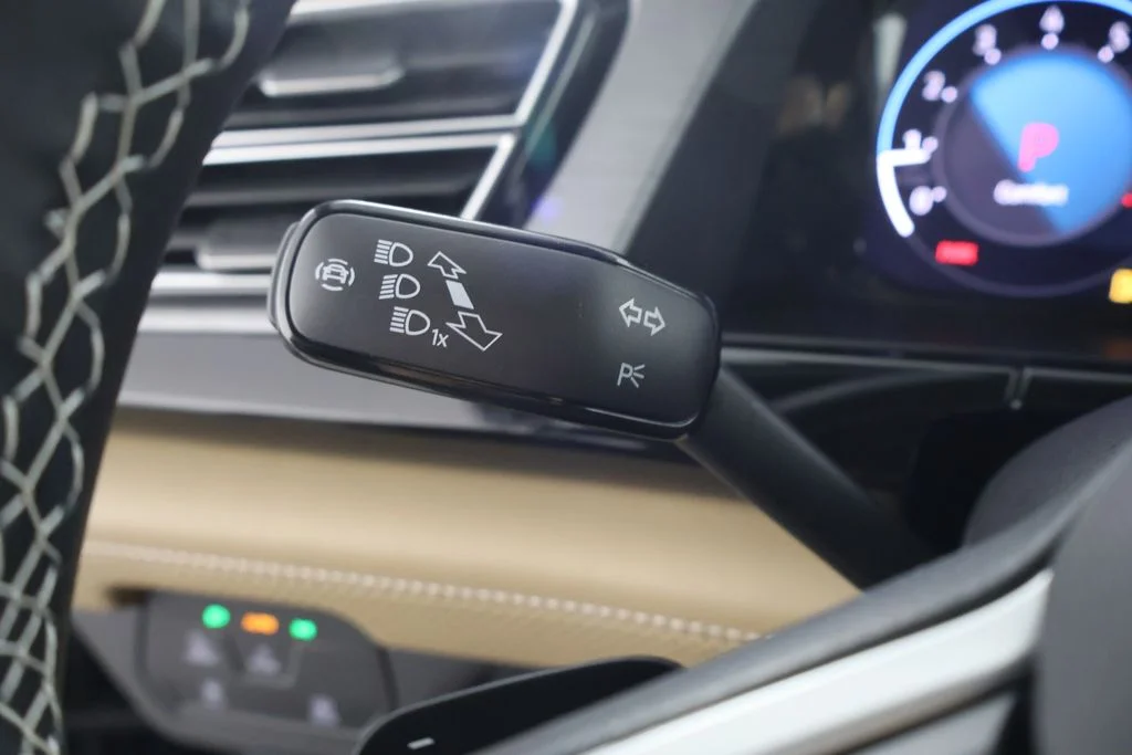 New 2026 Gray Volkswagen 2.0T SE w/Technology image 23