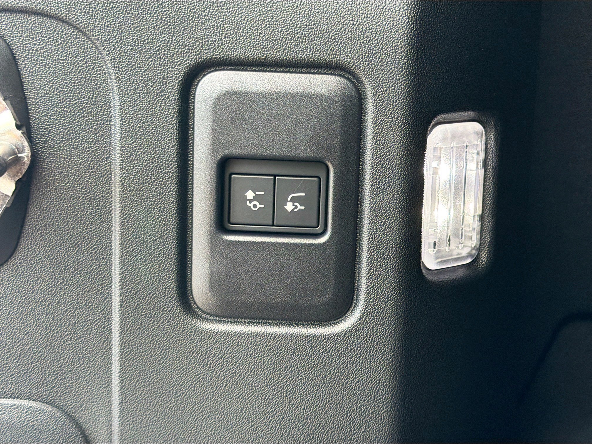 New 2026 Borasco Grey Land Rover X-Dynamic SE image 44