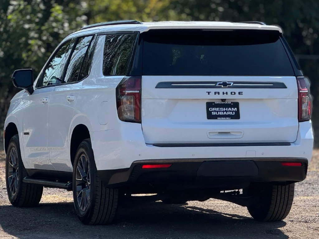 Used 2021 Summit White Chevrolet Z71 image 5