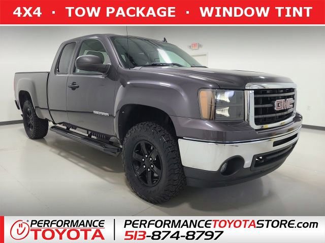 2011 GMC Sierra 4WD Extended Cab SLE MWB's photo