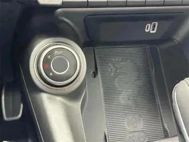 New 2025 Milano White Exterior Paint Alfa Romeo  image 15