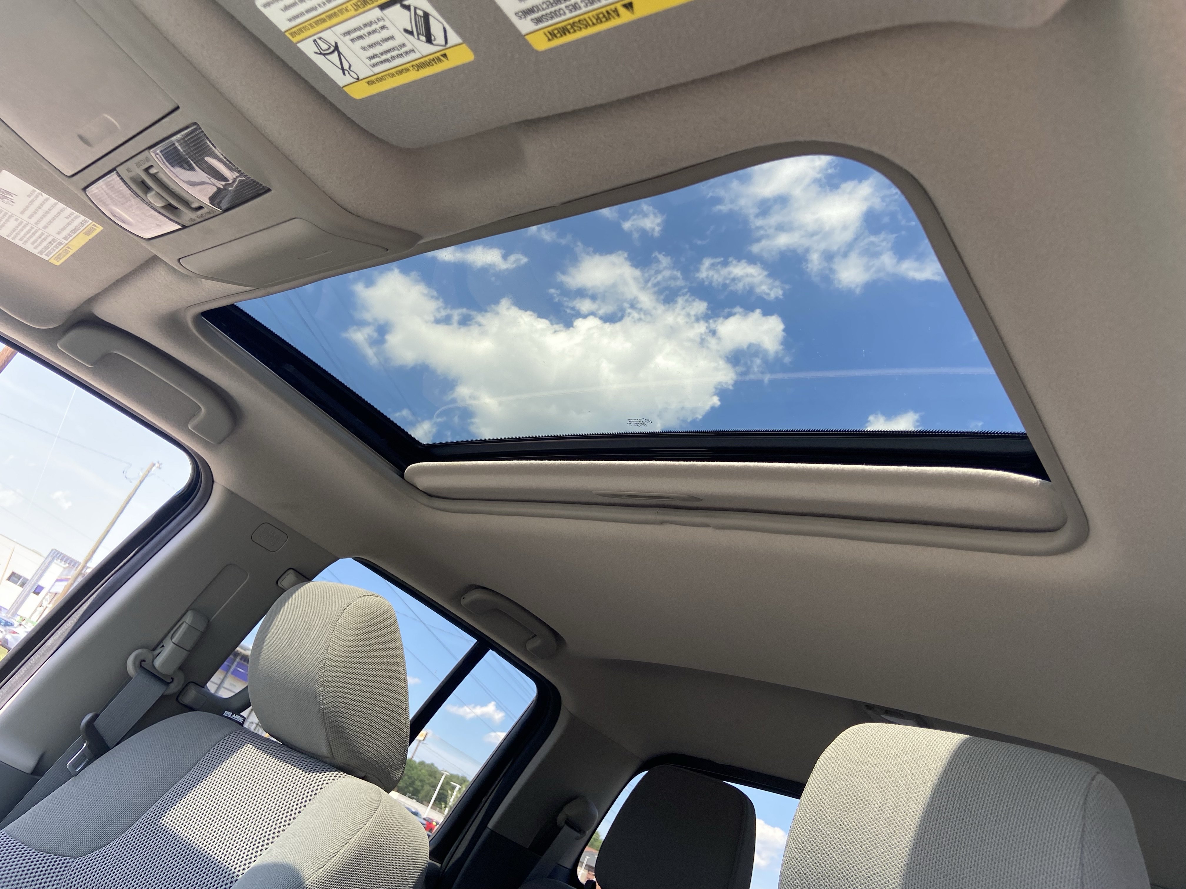 Used 2018 Gun Metallic Nissan SV V6 image 17