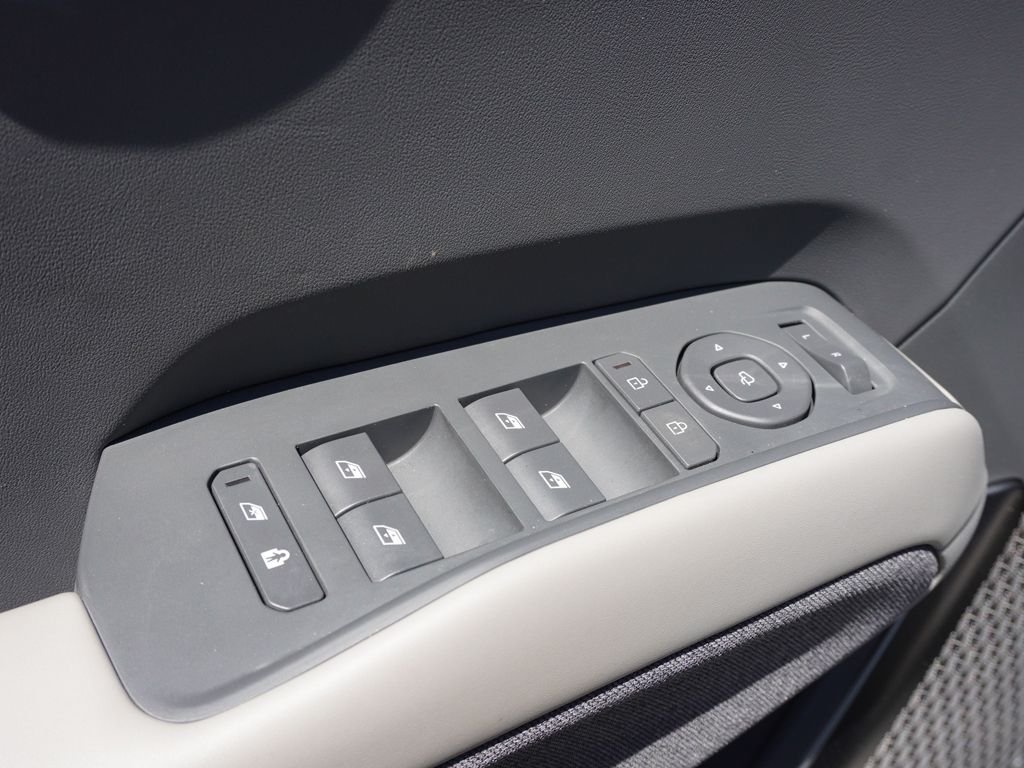 Used 2024 Black Kia Land image 50