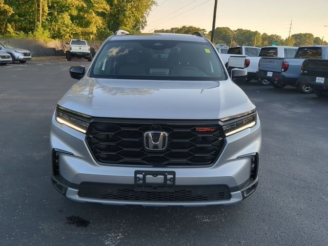 Used 2025 Lunar Silver Metallic Honda TrailSport image 4