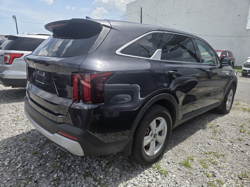 Used 2025 Gray Kia LX image 3