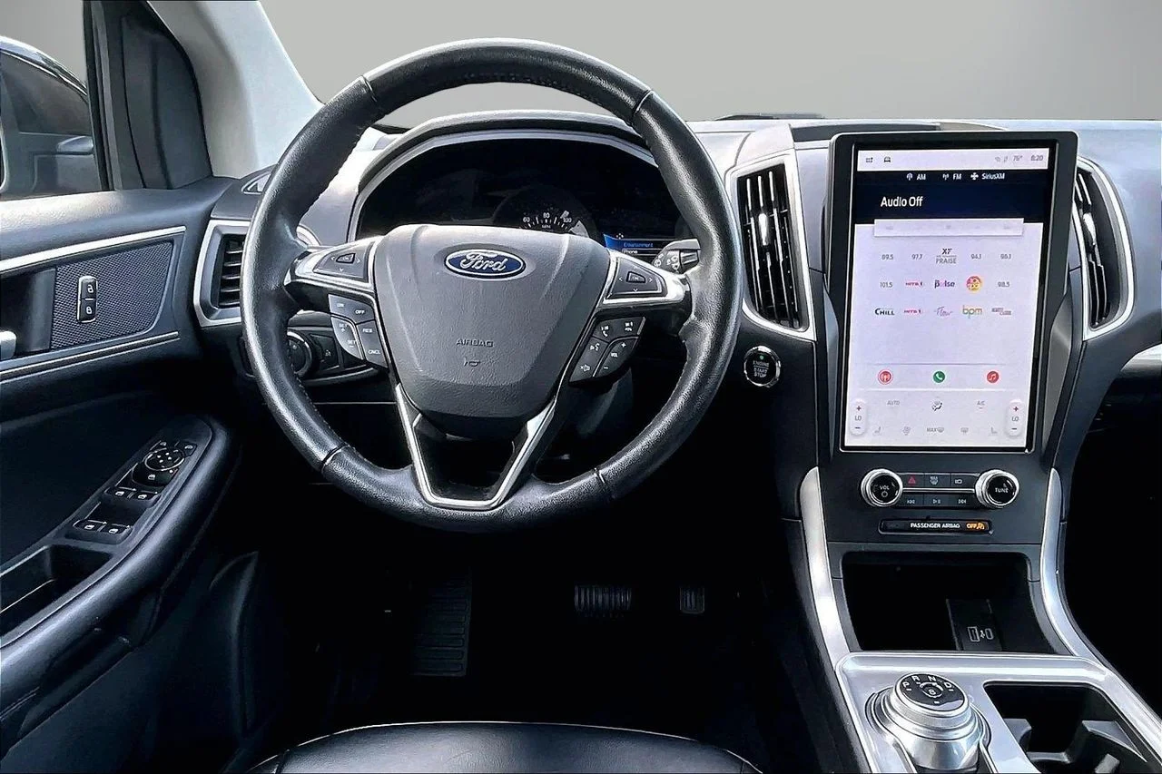 Used 2024 Black Ford SEL image 10