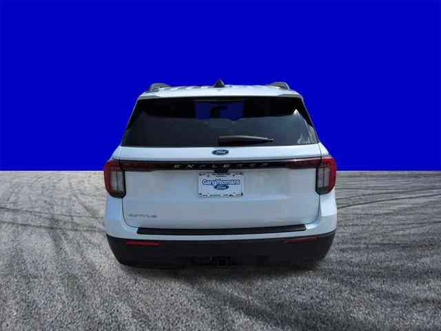 New 2026 Star White Metallic Tri-Coat Ford Active image 5