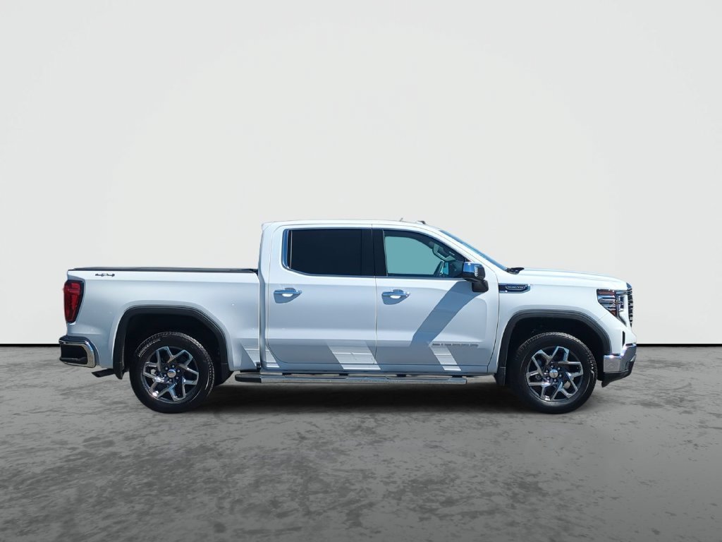 2026 GMC Sierra 1500 SLT - Photo 9