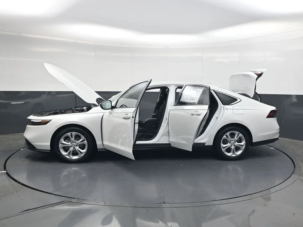 New 2026 Platinum White Pearl Honda LX image 45