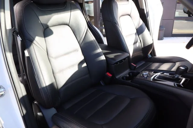 Used 2023 White Metallic Mazda 2.5 S Preferred Package image 12