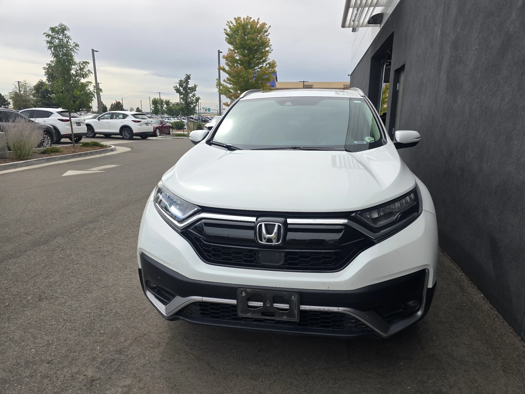 Used 2021 Platinum White Pearl Honda Touring image 17