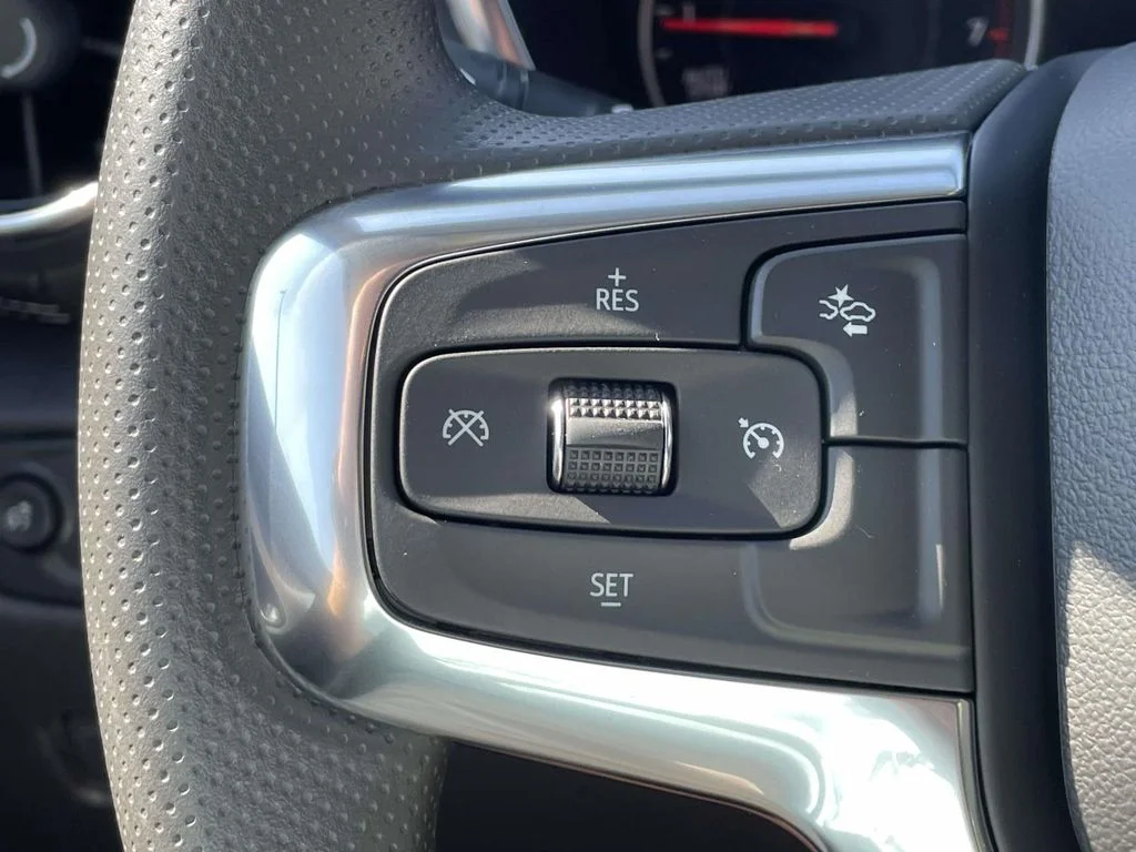 New 2026 Sterling Gray Metallic Chevrolet 2LT image 29