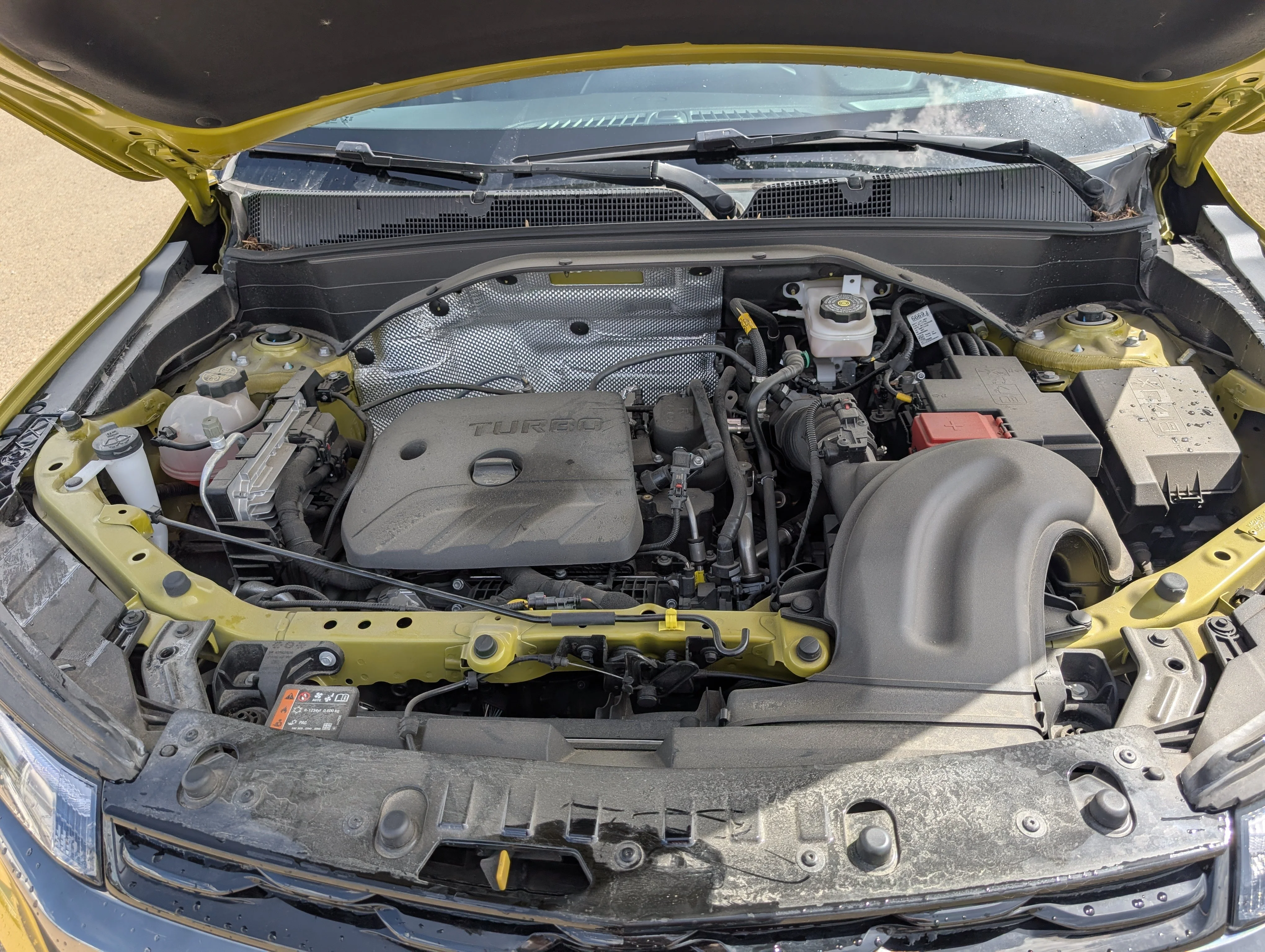 Used 2024 Summit White Chevrolet RS image 31