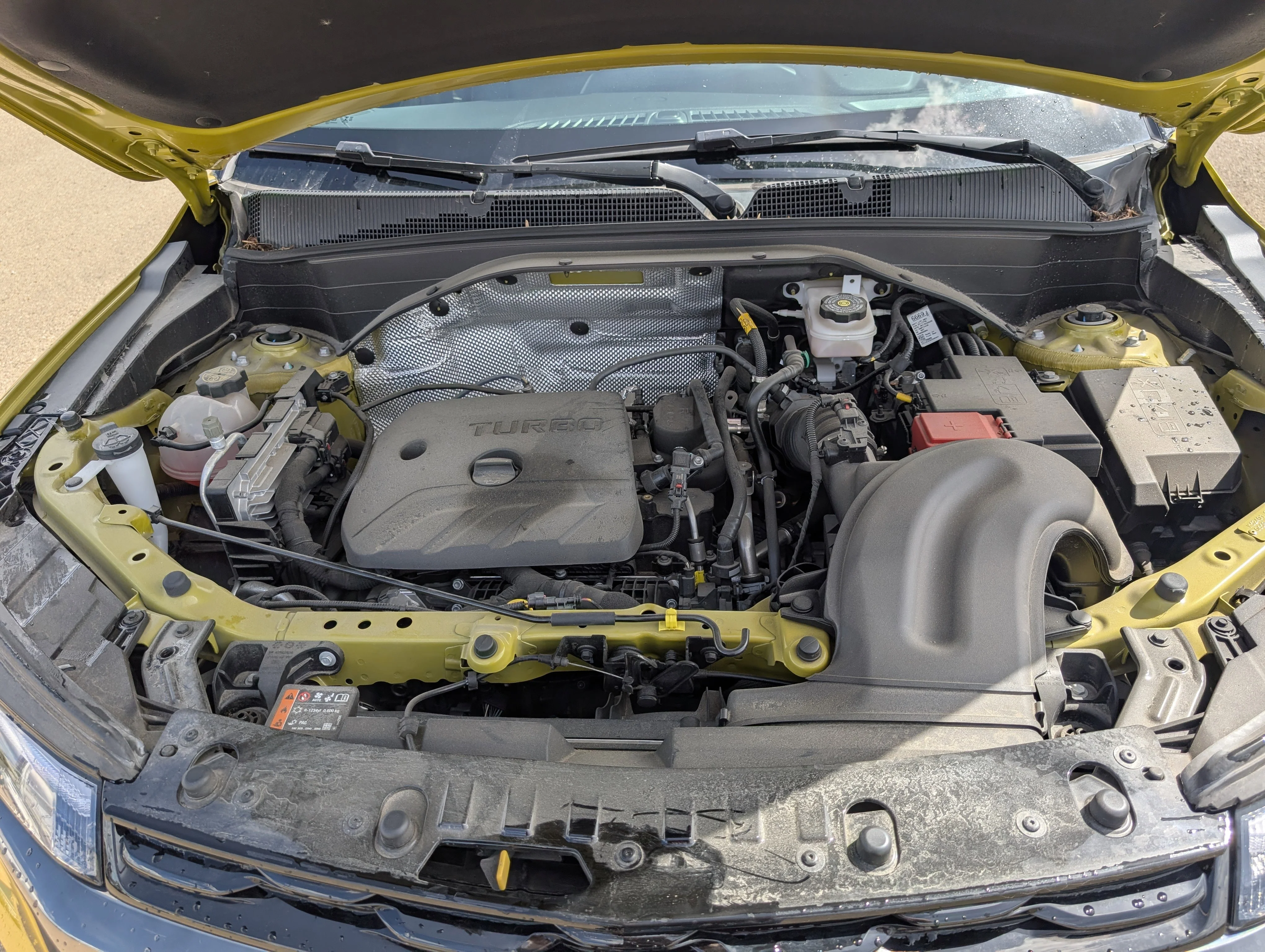 Used 2024 Summit White Chevrolet RS image 31