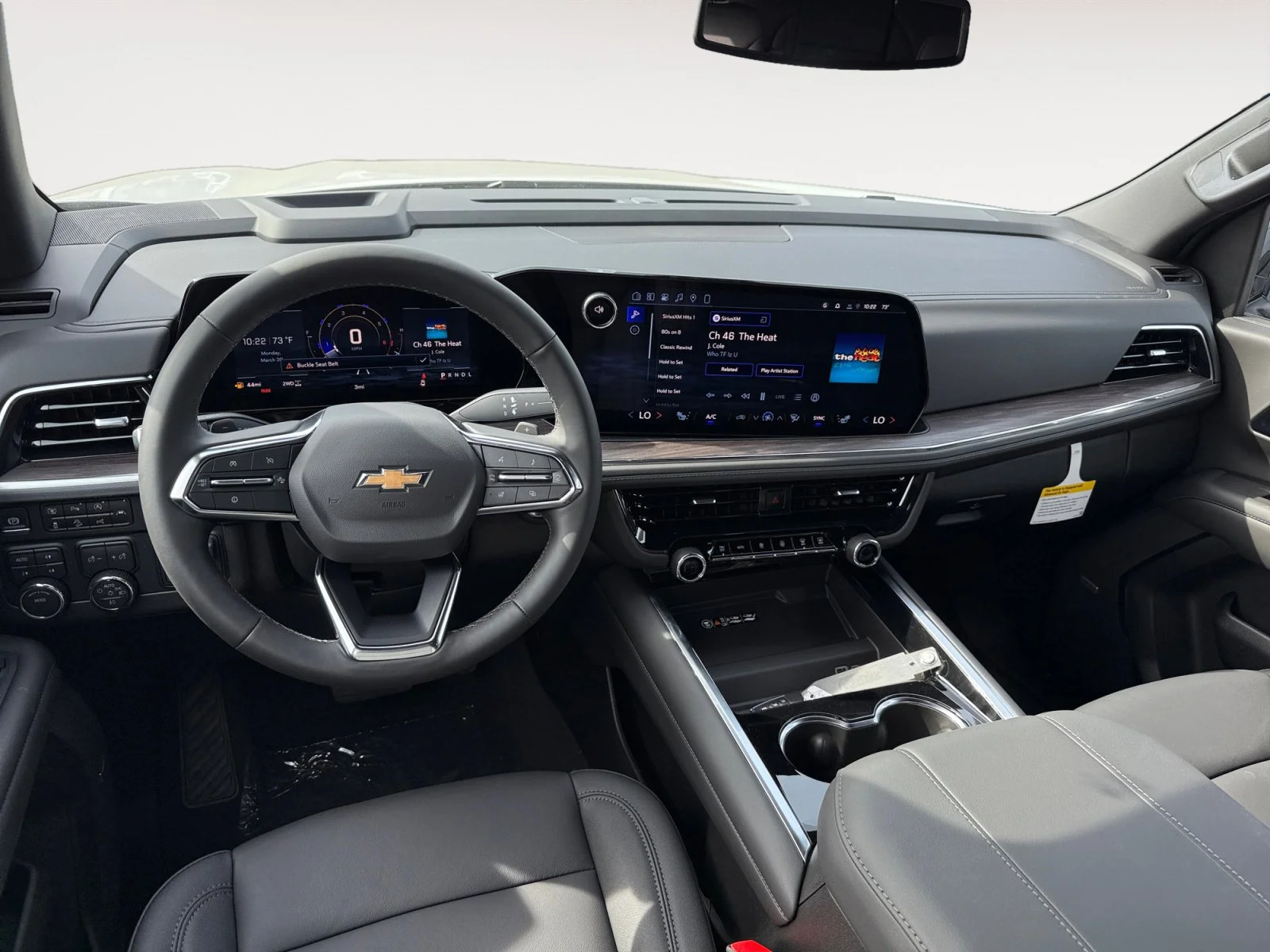 2026 Chevrolet Suburban LT - Photo 13