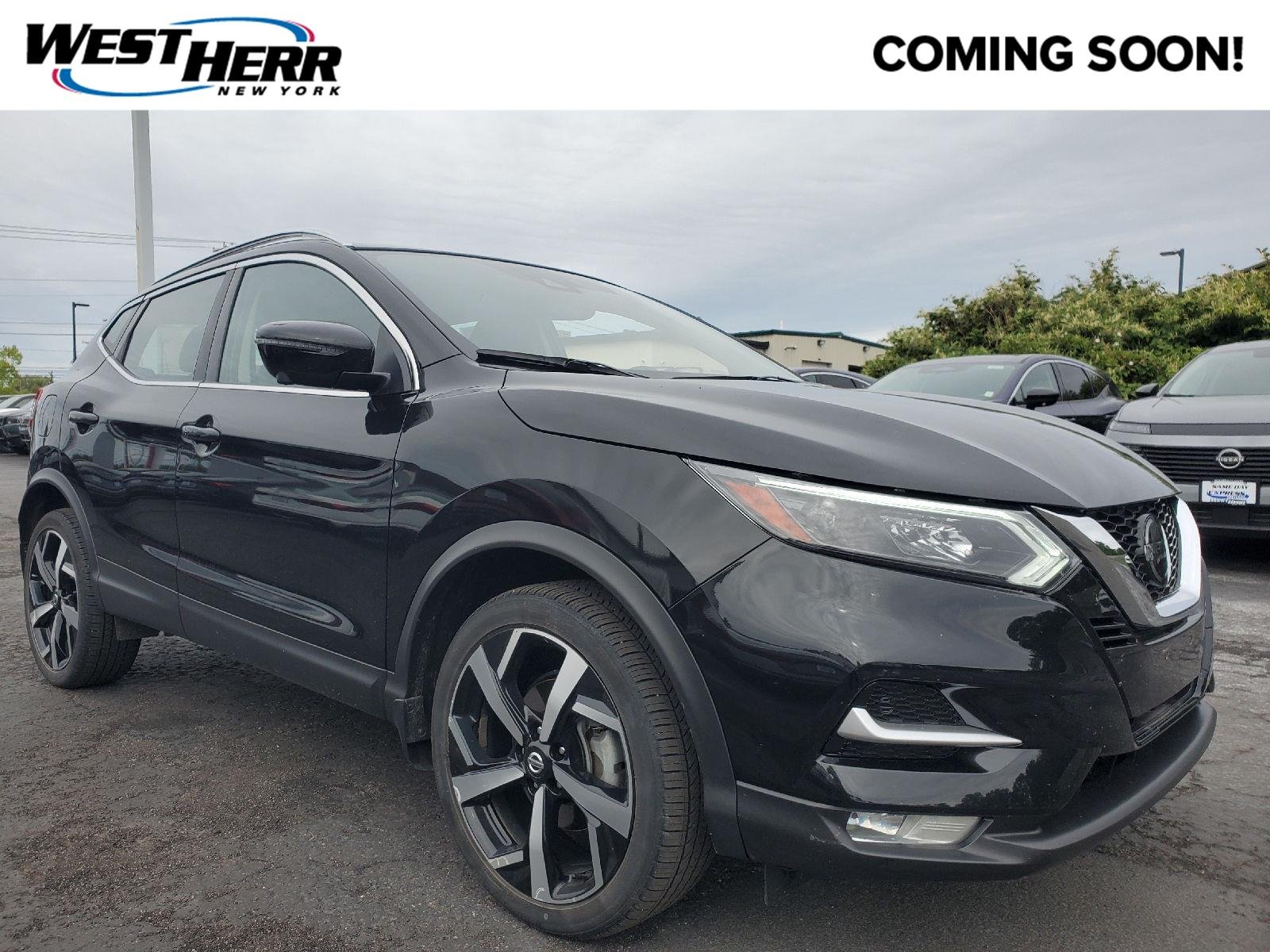 Used 2020 Magnetic Black Pearl Nissan SL image 1