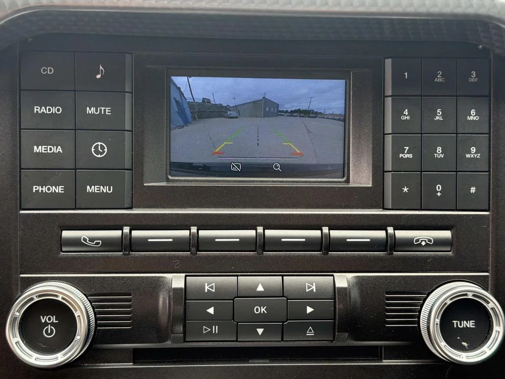 Used 2015 Black Ford GT image 21