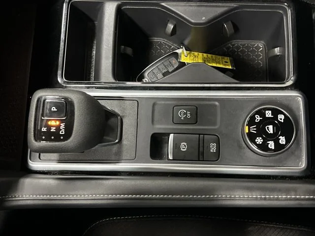 2024 Nissan Pathfinder SL - Photo 16