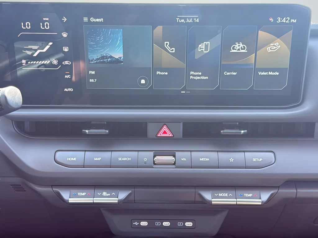 New 2027 Iceberg Green Kia X-Line S image 20