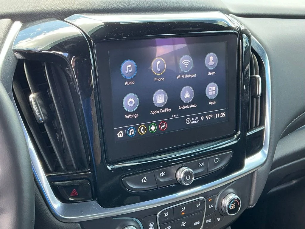 Used 2023 White Chevrolet LT image 40