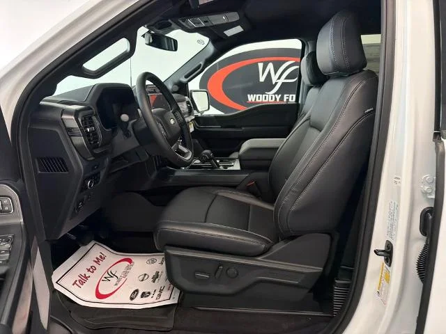 New 2026 Oxford White Ford Lariat® image 27