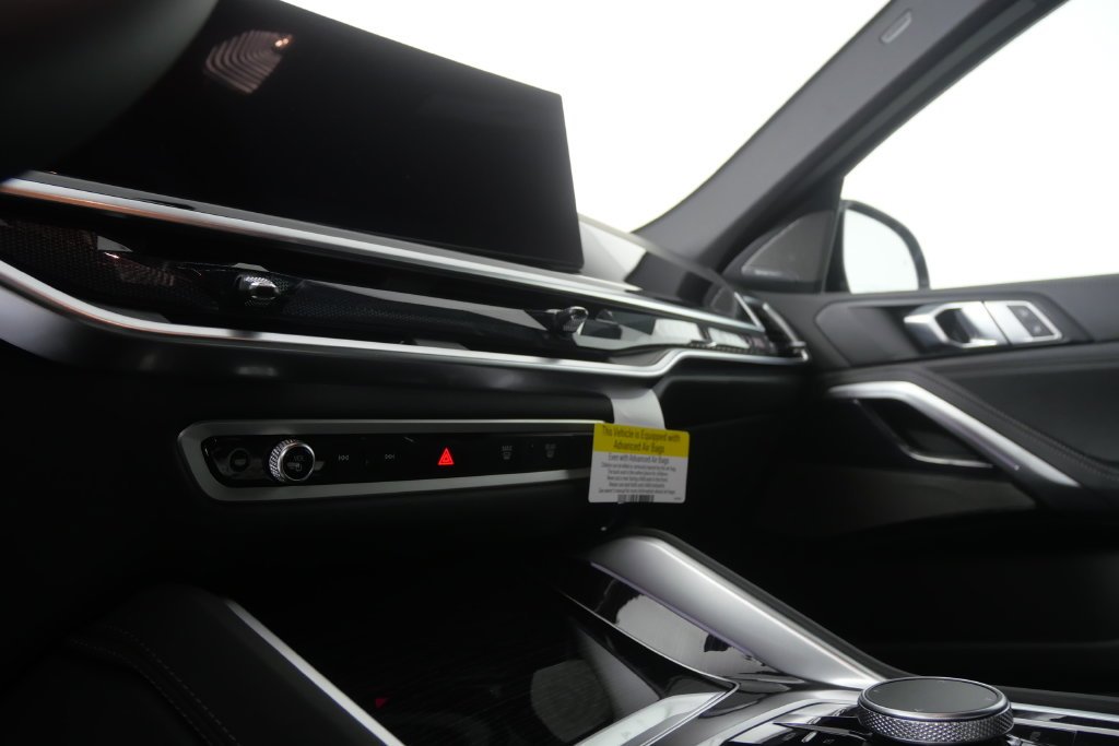 New 2027 Brooklyn Grey Metallic BMW xDrive40i image 21