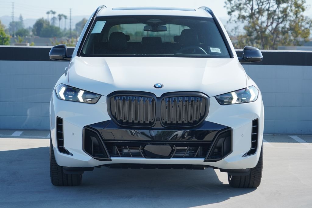 New 2026 Alpine White BMW sDrive40i image 2