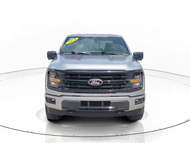 Used 2024 Silver Ford XLT image 2
