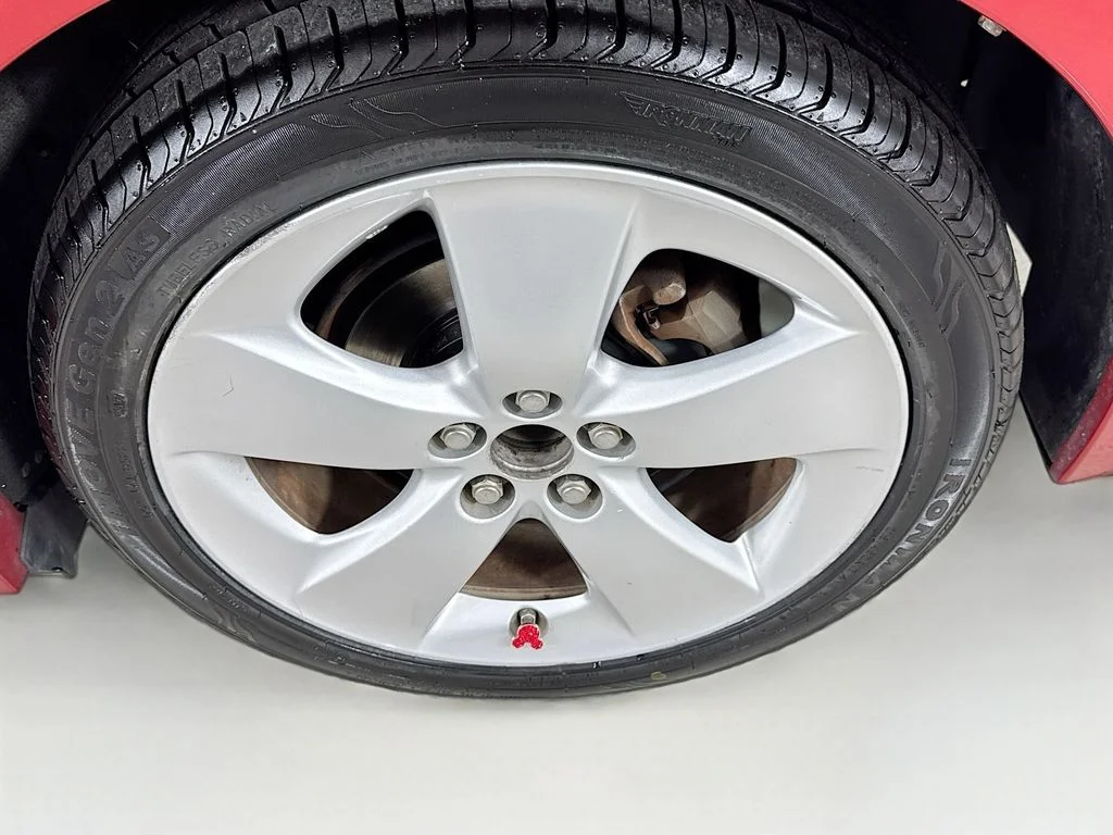 Used 2014 Red Toyota Five image 36