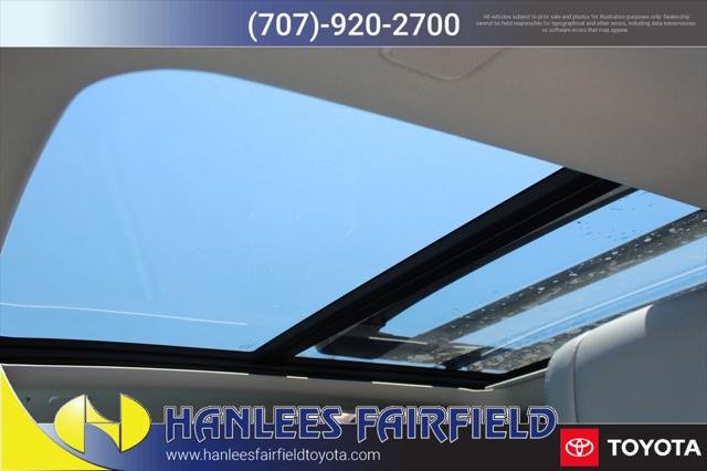 Certified Used 2024 WIND CHILL PEARL Toyota  image 15