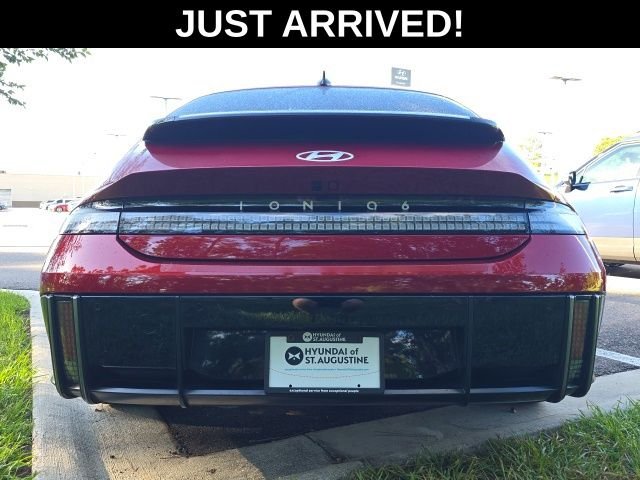Certified Used 2025 Red Hyundai SEL image 4