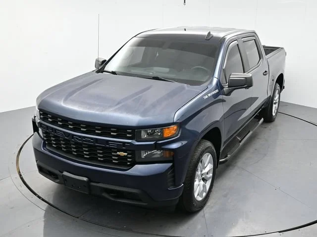 Used 2020 NORTHSKY BLUE METALLIC Chevrolet Custom image 29