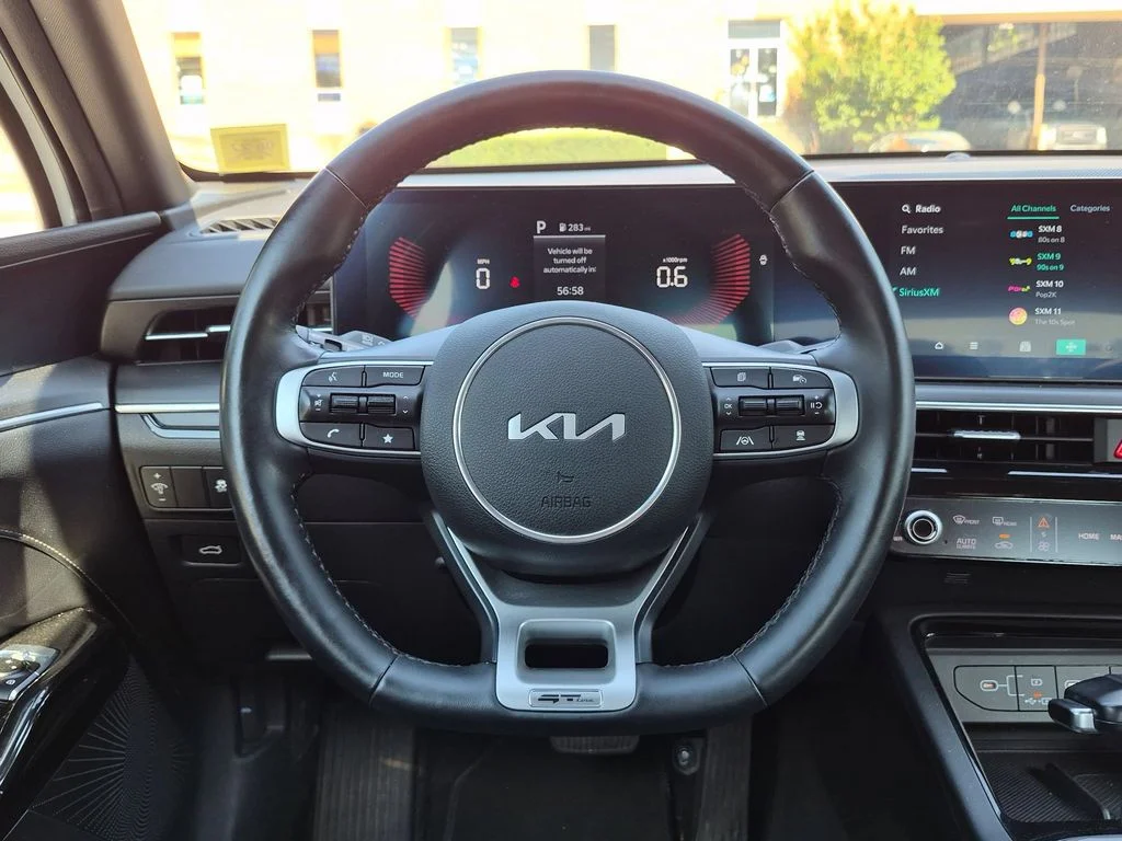 Used 2025 White Kia GT-Line image 13