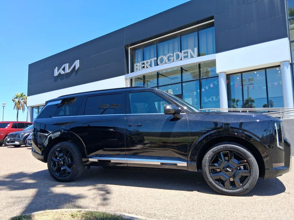 New 2027 Black Kia SX image 4