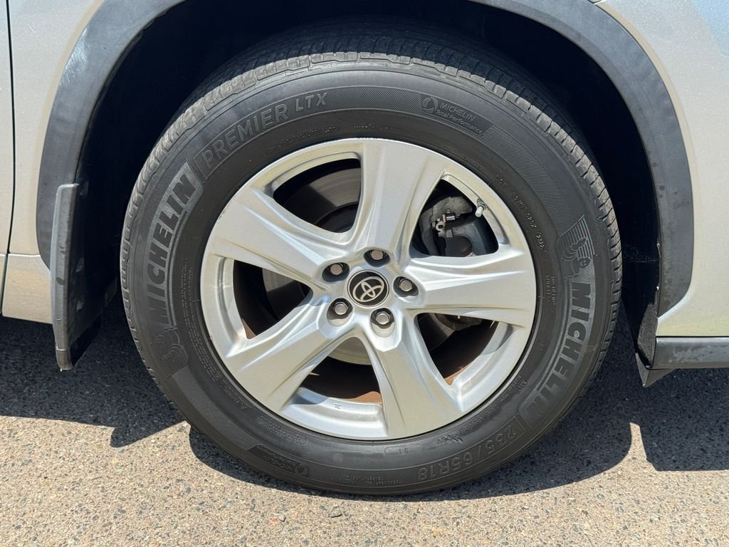 Used 2023 Silver Toyota LE image 2