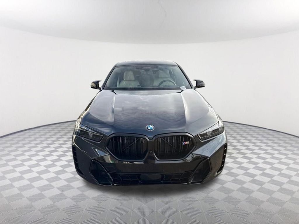 New 2026 Singapore Grey II Metallic BMW M60i image 3