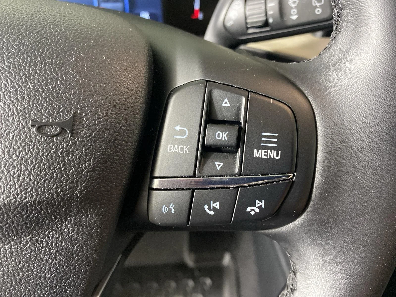 New 2026 Carbonized Gray Metallic Ford Big Bend® image 16